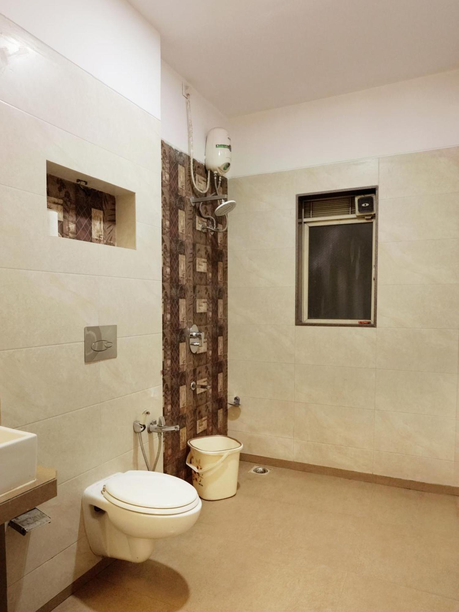 Hotel Kushala Executive Inn Thane Ngoại thất bức ảnh